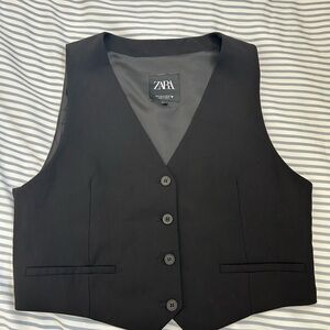 Zara Black Button-Up Vest